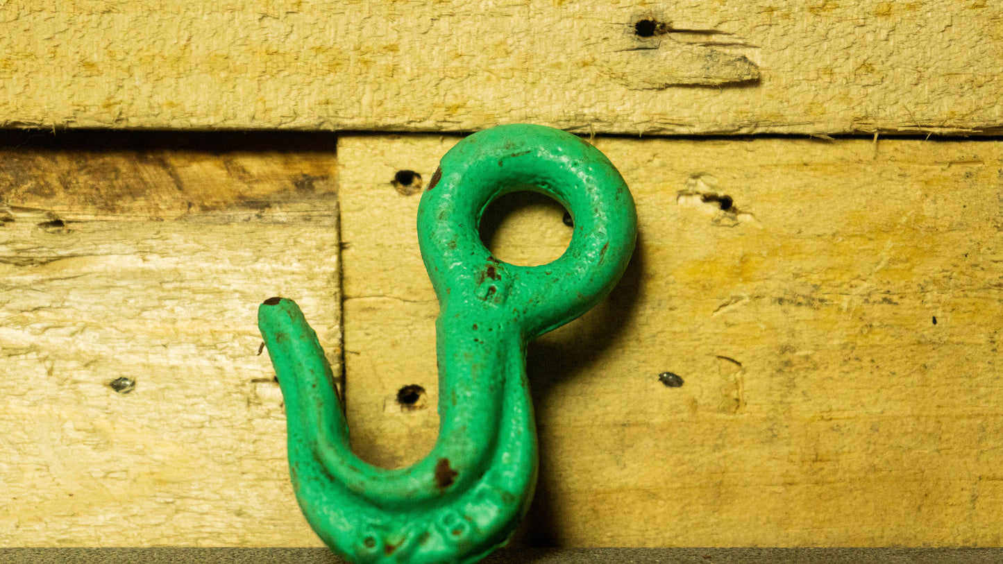 Small Green Net Hooks