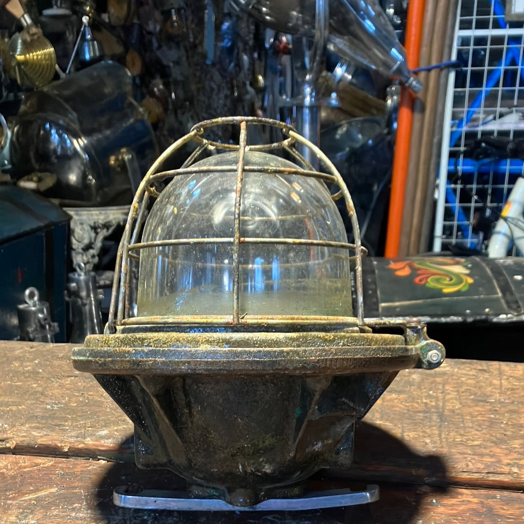 Heavy Duty Steel Wall Light