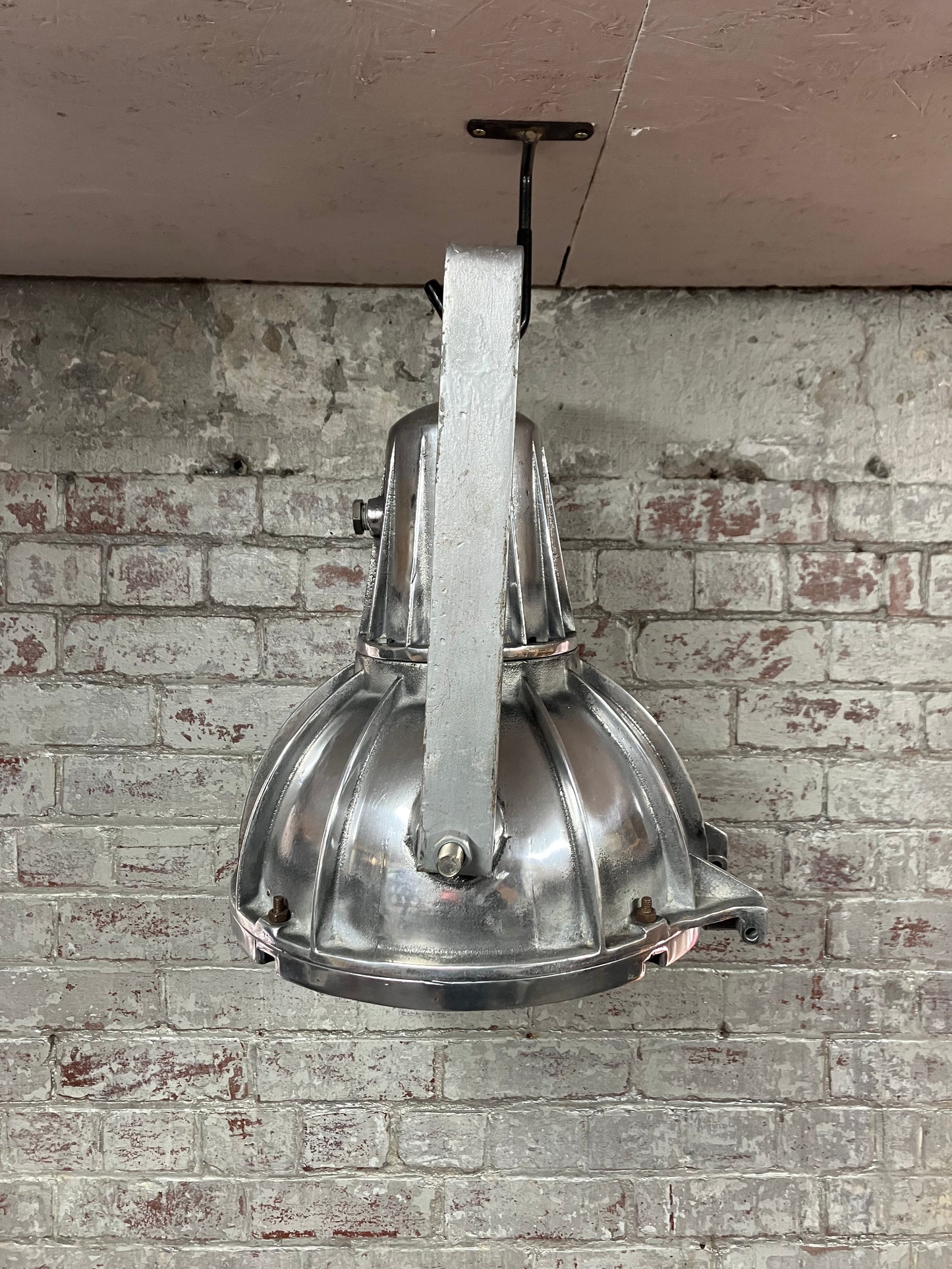 Aluminium Pendant Light with Bracket