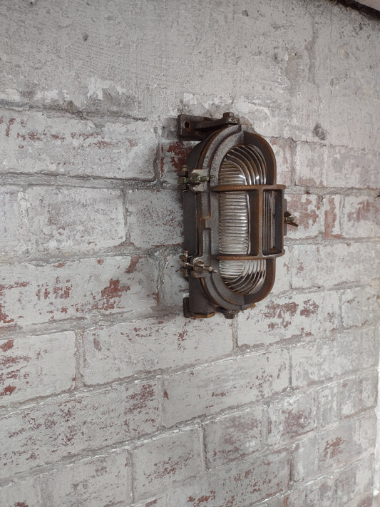 Steel Oval Bulkhead Wall Light